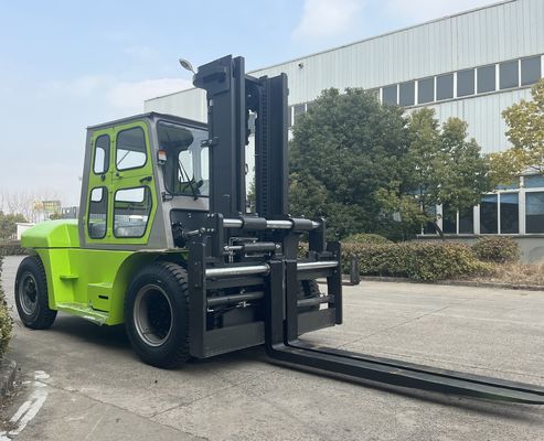 Çift direğe sahip 10 tonluk dizel motorlu çatal taşıyıcı