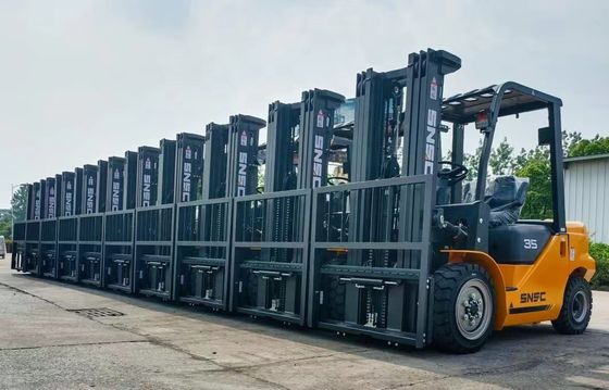 6600LBS 7700LBS Distributeur à double palettes chariot élévateur diesel