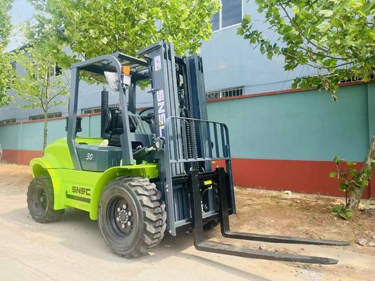 4x4 3 Ton 5 Ton 4WD zorlu arazi forklift