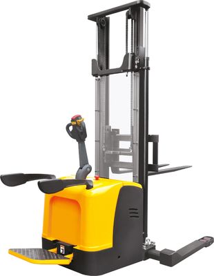 1 Direksiyon Motoru Elektrik Pallet Forklift Devamlı Depo İşlemleri İçin Çin En İyi Pil