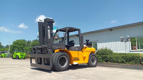 Yakıtla çalışan Karşıt Denge Dizel ile çalışan çatal yükleyici Maksimum Seyahat Hızı Tam yük 26 Km/h Serbest kaldırma yüksekliği 220 mm Ağır yük kaldırma için