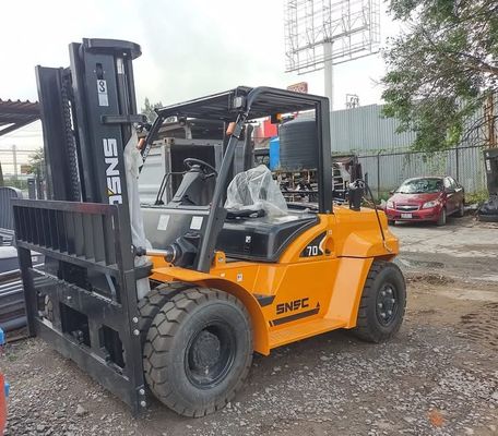 Camioneta elevadora de gasolina de GLP de 5 a 7 toneladas con motor USA PSI