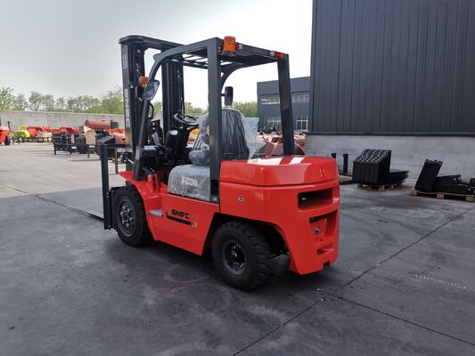3 Ton Diesel Forklift Truck Heavy Duty 3000kg Load Capacity Smooth Hydraulic Lift