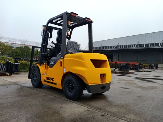 3 Ton Diesel Forklift Truck High Load Capacity 3.0T Robust Construction Easy Maintenance