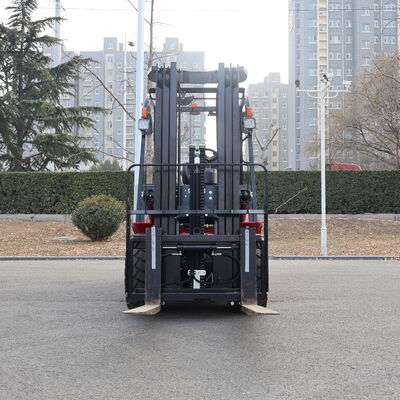 Industrial 3 Ton Diesel Forklift For Logistics Operations