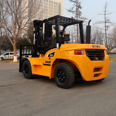 Heavy Duty 7 Ton Diesel Forklift With Strong Lifting Capacity