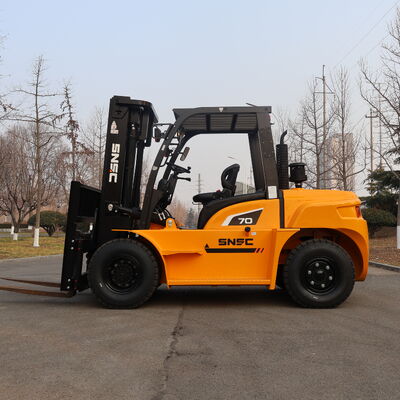Heavy Duty 7 Ton Diesel Forklift With Strong Lifting Capacity