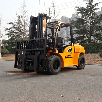 Heavy Duty 7 Ton Diesel Forklift With Strong Lifting Capacity
