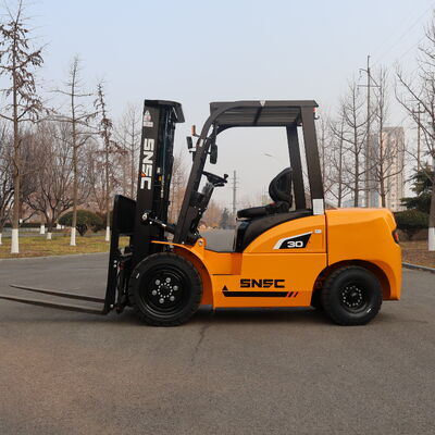 Chariot élévateur diesel fiable de 3 tonnes avec fonctionnement hydraulique fluide