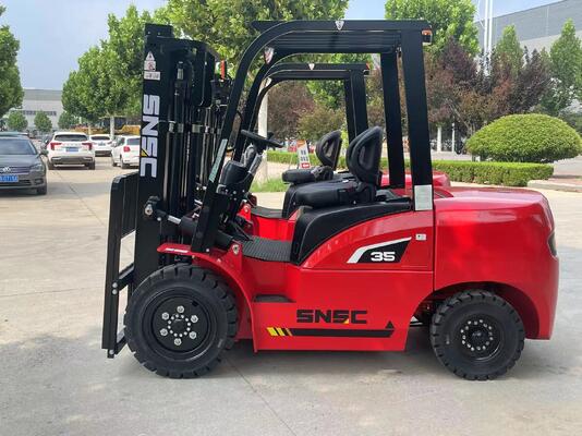 Reliable 3.5 Ton Diesel Forklift For Tough Working Conditions