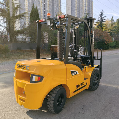 3 Ton Diesel Forklift Truck with Powerful Engine and High Stability for Industrial Use