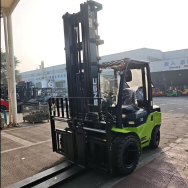 Heavy Duty 3 Ton Capacity Diesel Forklift Truck with Engine for Industrial Use