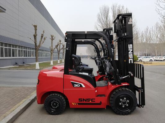 3 Ton Diesel Forklift Truck with 3000kg Load Capacity, Durable Construction, and Ergonomic Cabin
