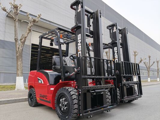 3 Ton Diesel Forklift Truck with 3000kg Load Capacity, Durable Construction, and Ergonomic Cabin