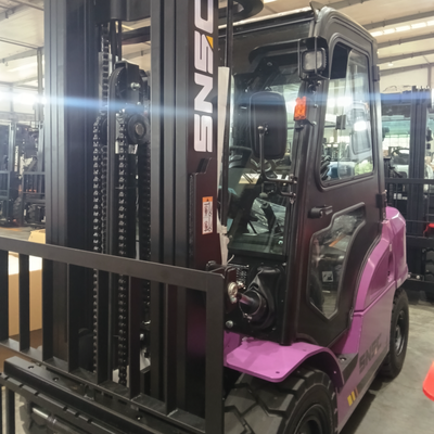 3 Ton LPG Gasoline Forklift with Japanese Engine and 4.5m Triplex Mast