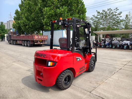 Heavy Duty 3.5 Ton Diesel Forklift 3500kg With Reinforced Mast And Chassis