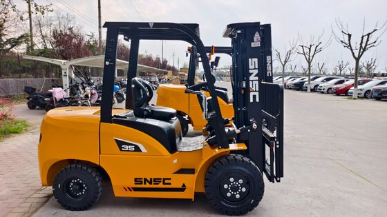 Hochstabiler 3,5 Tonnen schwerer Diesel-Forklift mit starkem Industrierahmen