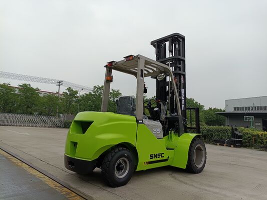 Stable 3500kg Diesel Forklift 3.5 Ton With Heavy Duty Mast System