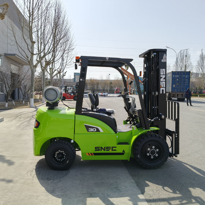 Heavy Duty 3 Ton Load Capacity LPG Gas Forklift with Japan Shimadzu Hydraulic Pumps and Adjustable Cab