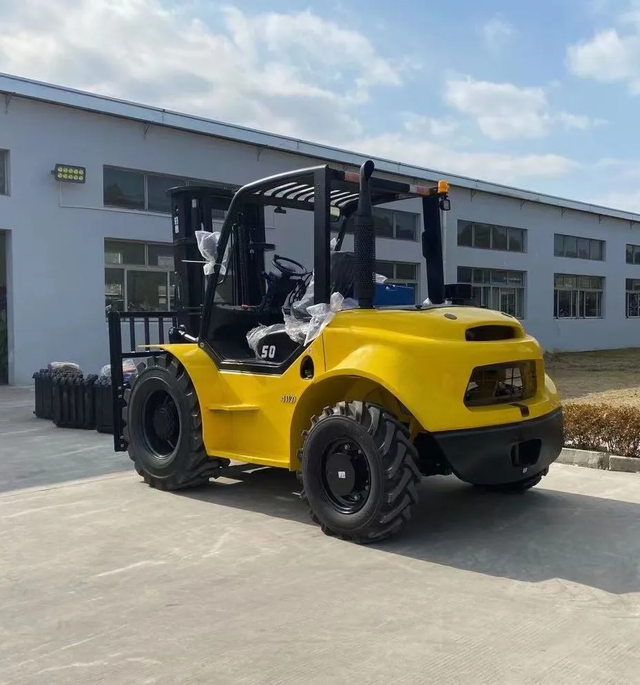 5 tonluk 4x4 tüm zorlu arazi off road büyük güçli motorlu dizel çatal taşıyıcı 2