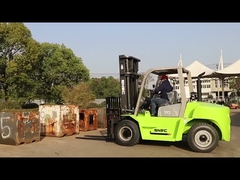 FD70 SNSC 7 طن من الشاحنات الديزل مع محرك ياباني، ناقل نقل أوتوماتيكي، الصخر الثنائي أو الثلاثي،